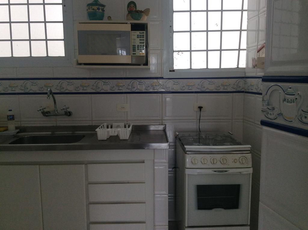 Pitangueiras Frente Total Mar Pe Na Areia Apartment Guaruja Ngoại thất bức ảnh